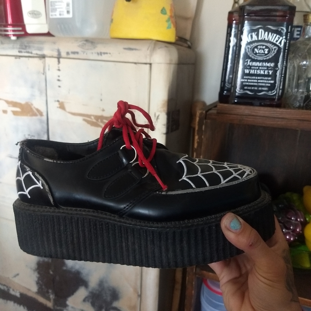Demonia creepers